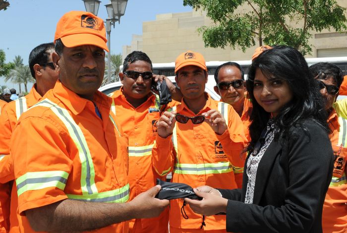 La Moda Sunglasses donated to Dubai Laborers